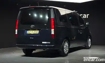 Hyundai Staria 2023 2.2 гидро в Москве № 1610442, миниатюра 2