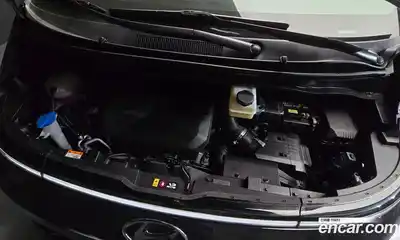 Hyundai Staria 2023 2.2 гидро в Москве № 1610442, миниатюра 6