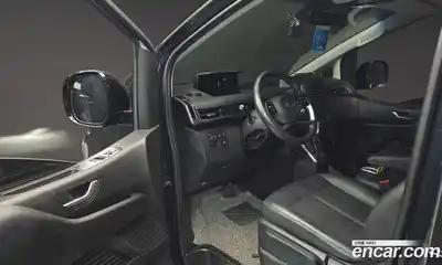 Hyundai Staria 2023 2.2 гидро в Москве № 1610442, миниатюра 10