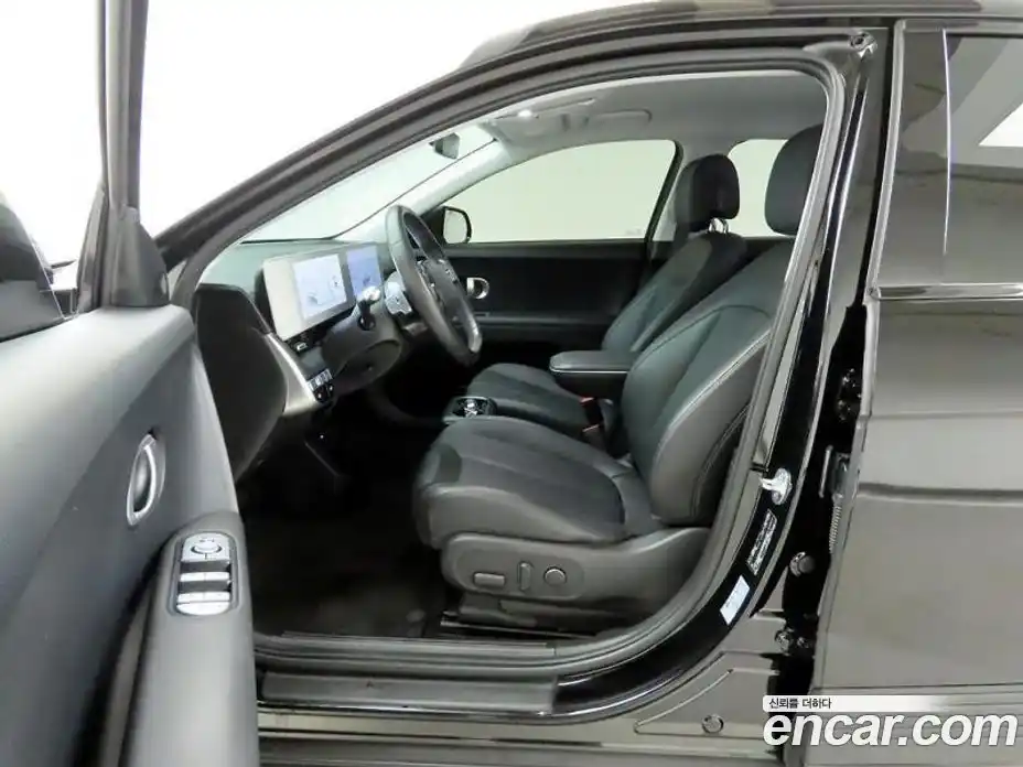Hyundai Ioniq 5 2024 0.1 гидро в Москве № 1610554, фото 12