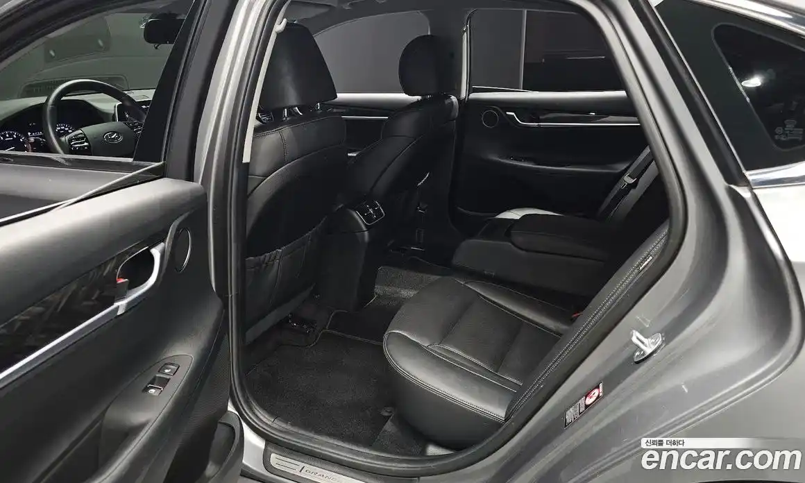 Hyundai Grandeur 2018 3.0 гидро в Москве № 1610777, фото 12