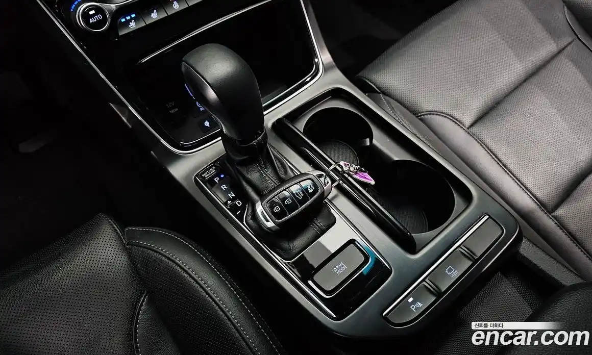 Hyundai Grandeur 2018 3.0 гидро в Москве № 1610777, фото 9