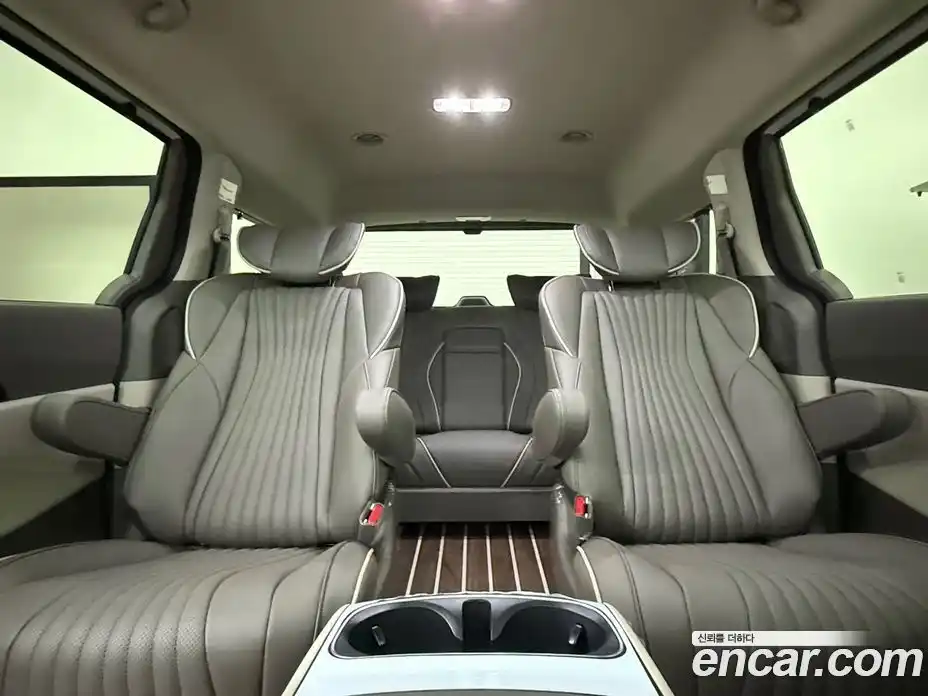 Kia Canival 2026 1.6 гидро в Москве № 1610869, фото 6
