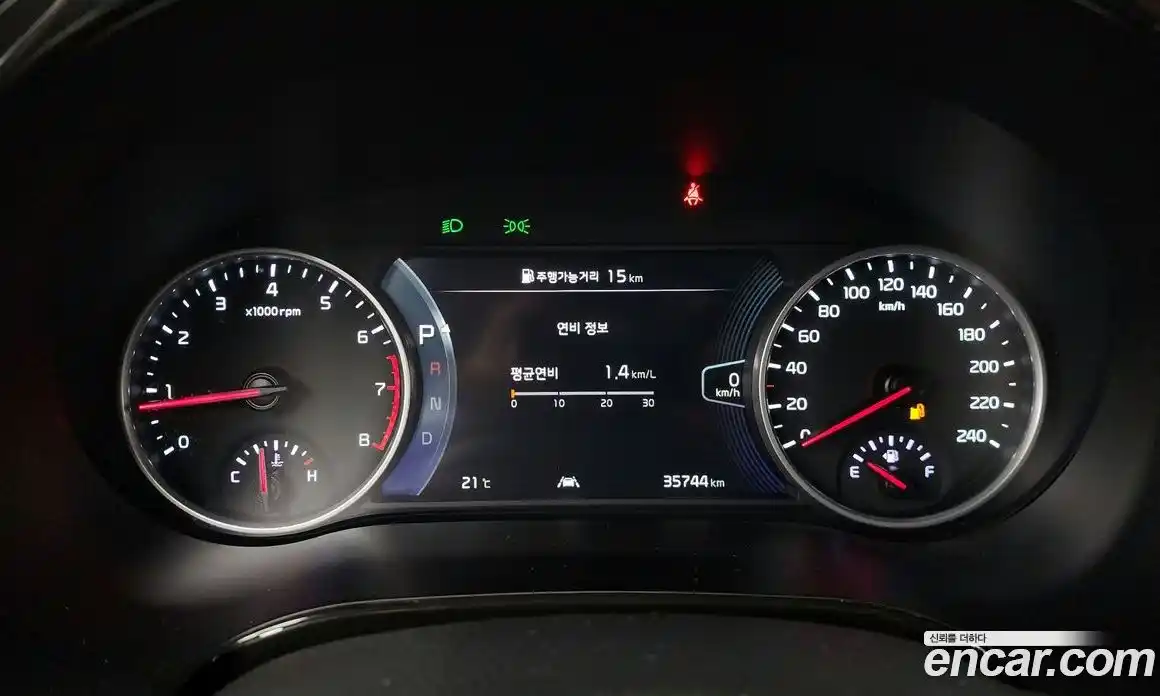 Kia Seltos 2022 1.6 гидро в Москве № 1611695, фото 8
