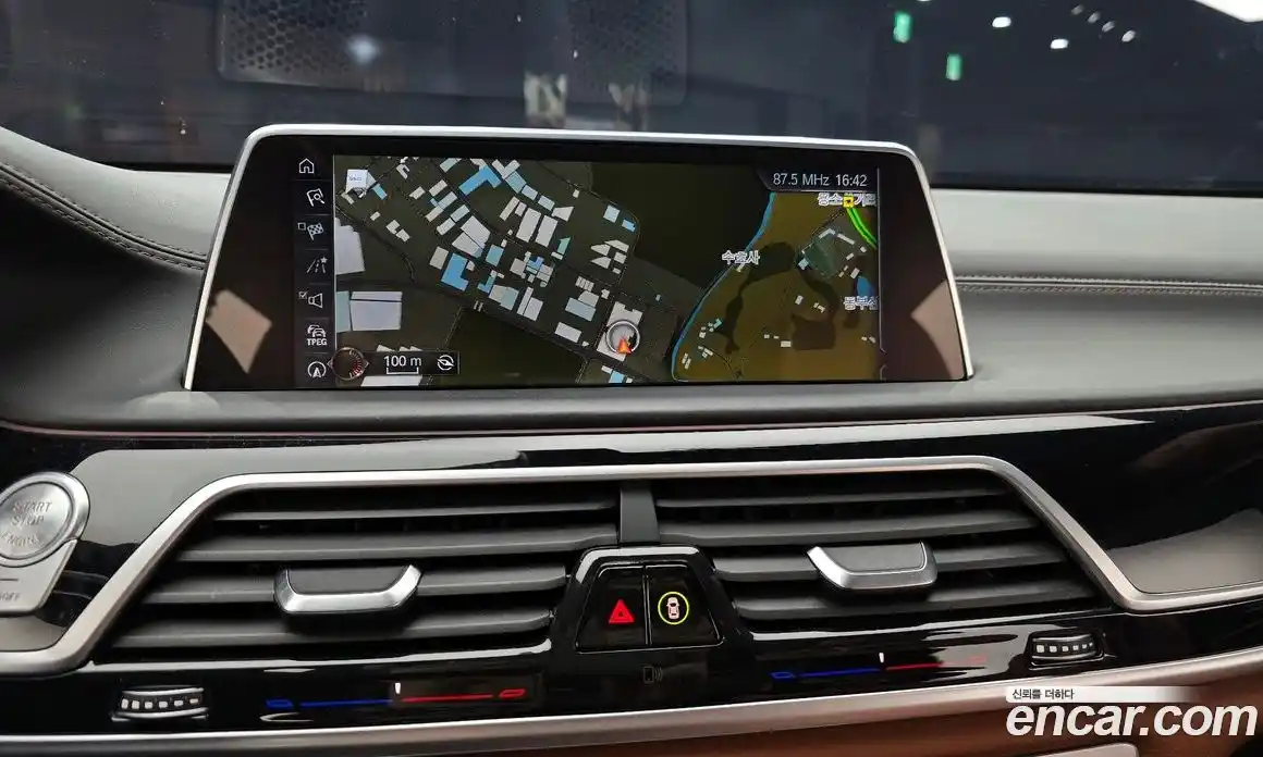 BMW 7-Series 2016 4.4 гидро в Москве № 1612302, фото 16