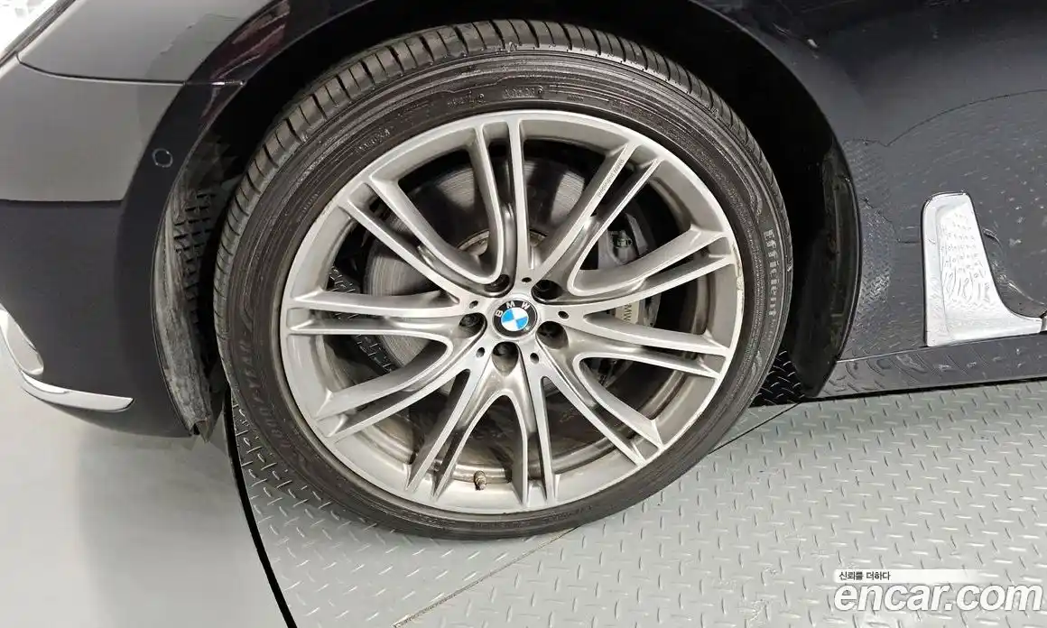 BMW 7-Series 2016 4.4 гидро в Москве № 1612302, фото 5