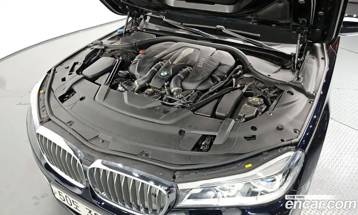 BMW 7-Series 2016 4.4 гидро в Москве № 1612302, фото 6