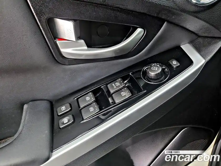 SsangYong Korando 2015 2.0 гидро в Москве № 1613269, фото 16