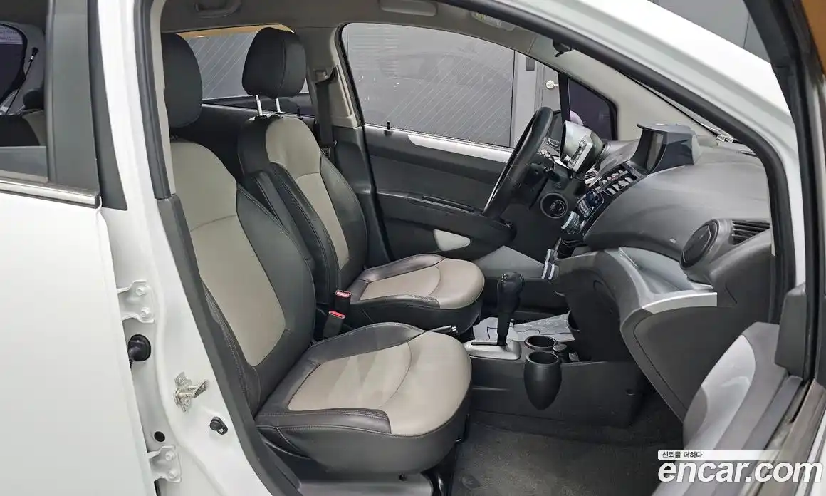 Chevrolet Spark 2012 1.0 гидро в Москве № 1614380, фото 12