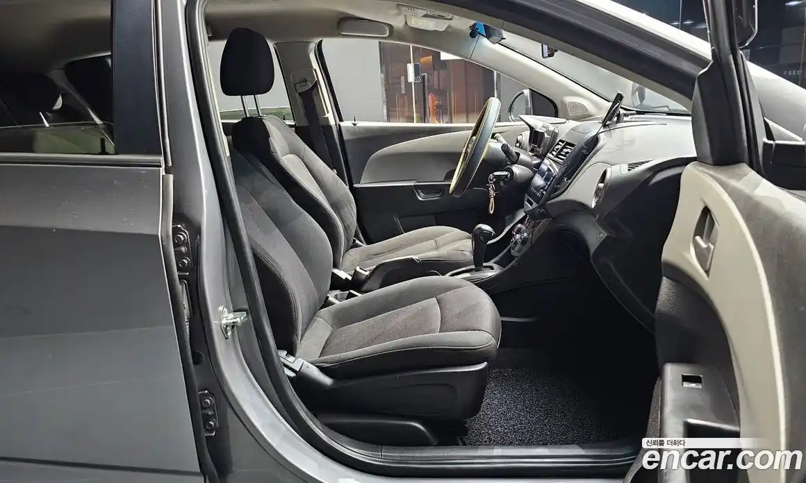 Chevrolet Aveo 2011 1.6 гидро в Москве № 1614575, фото 11