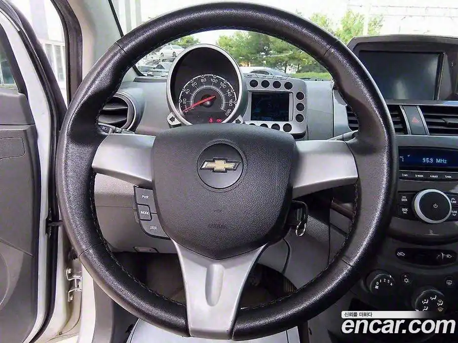 Chevrolet Spark 2012 1.0 гидро в Москве № 1615043, фото 8