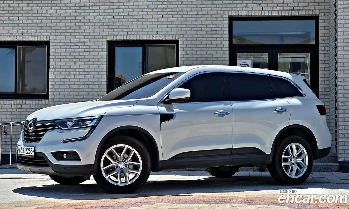 Renault QM6 2018 2.0 гидро в Москве № 1615328, фото 3