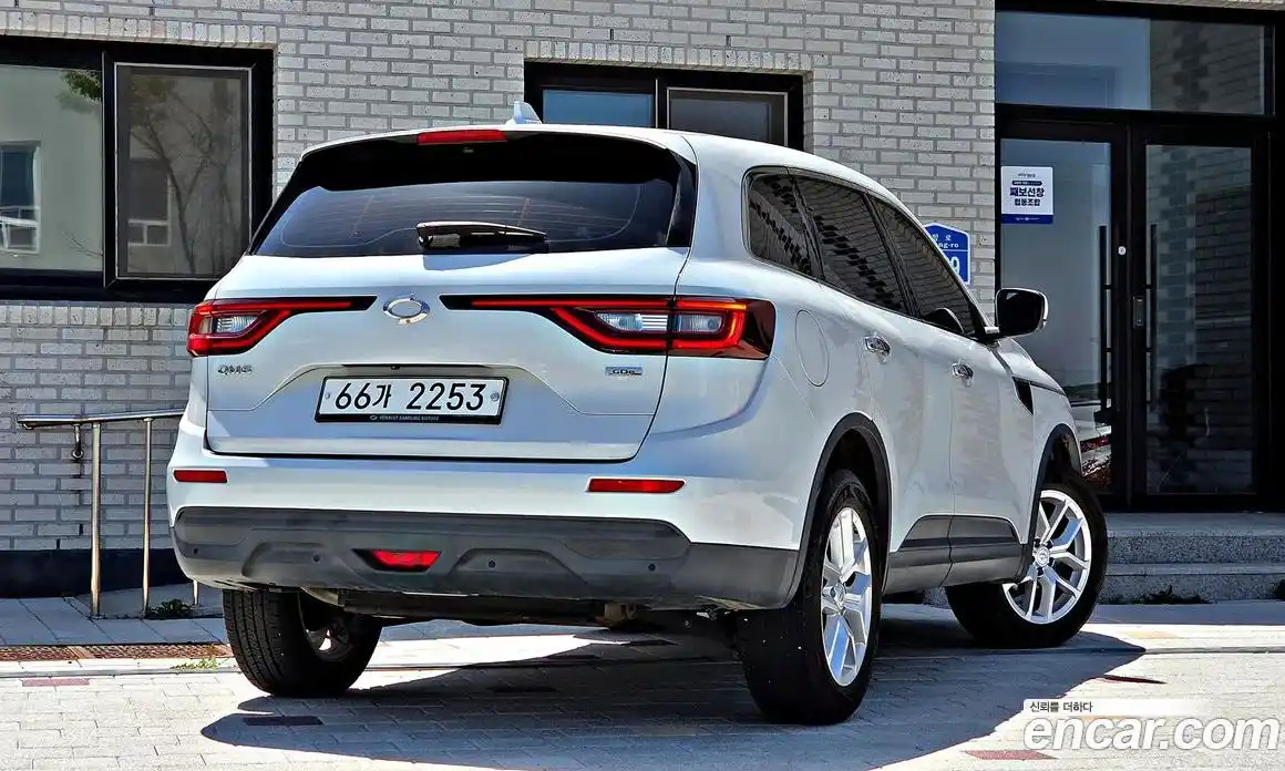 Renault QM6 2018 2.0 гидро в Москве № 1615328, фото 4