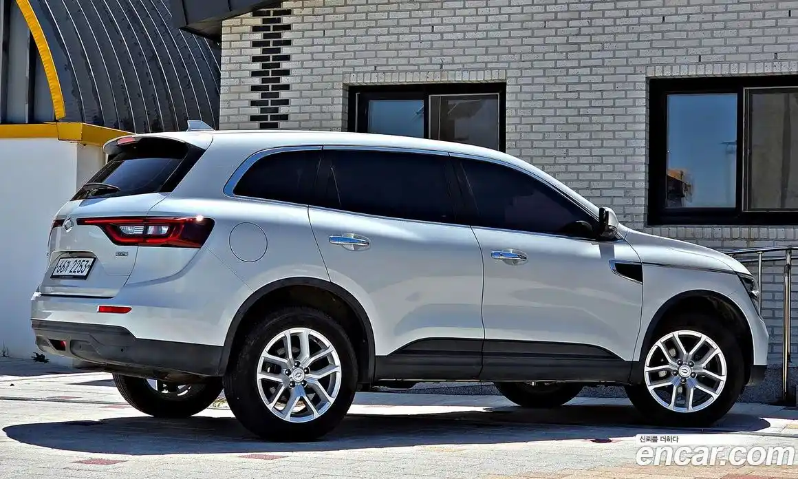 Renault QM6 2018 2.0 гидро в Москве № 1615328, фото 6