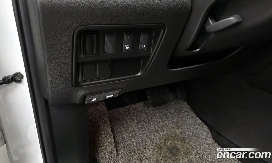Renault QM6 2017 2.0 гидро в Москве № 1615423, фото 18
