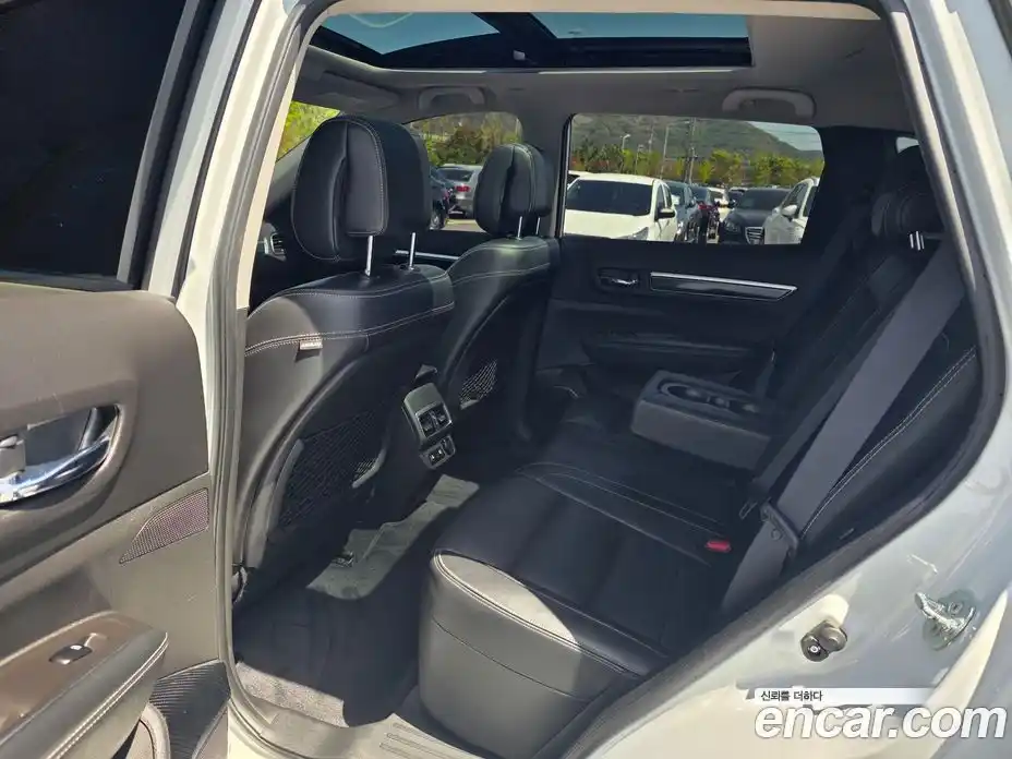 Renault QM6 2018 2.0 гидро в Москве № 1615615, фото 9