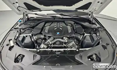 BMW 8-Series 2024 4.4 гидро в Москве № 1616147, миниатюра 6