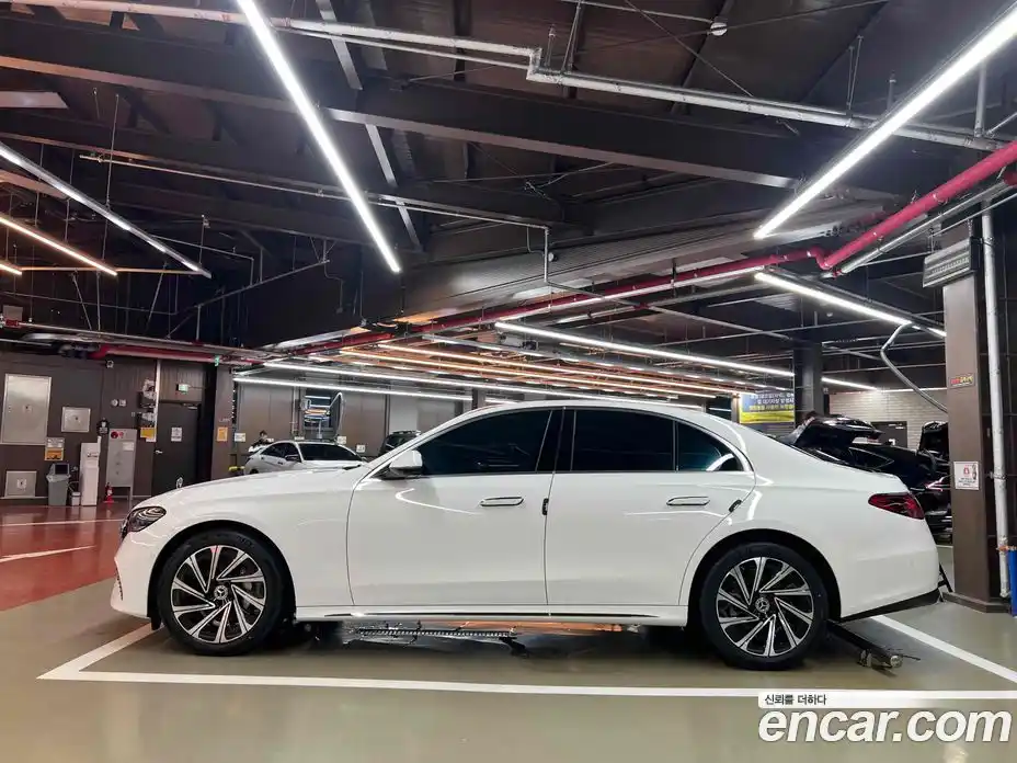 Mercedes-Benz E-Class 2026 2.0 гидро в Москве № 1616432, фото 3