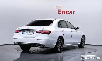Mercedes-Benz E-Class 2020 2.0 гидро в Москве № 1617030, миниатюра 2