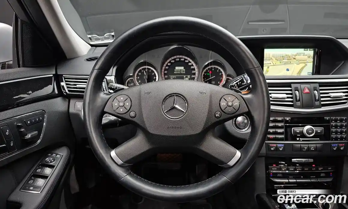 Mercedes-Benz E-Class 2011 3.5 гидро в Москве № 1617170, фото 13