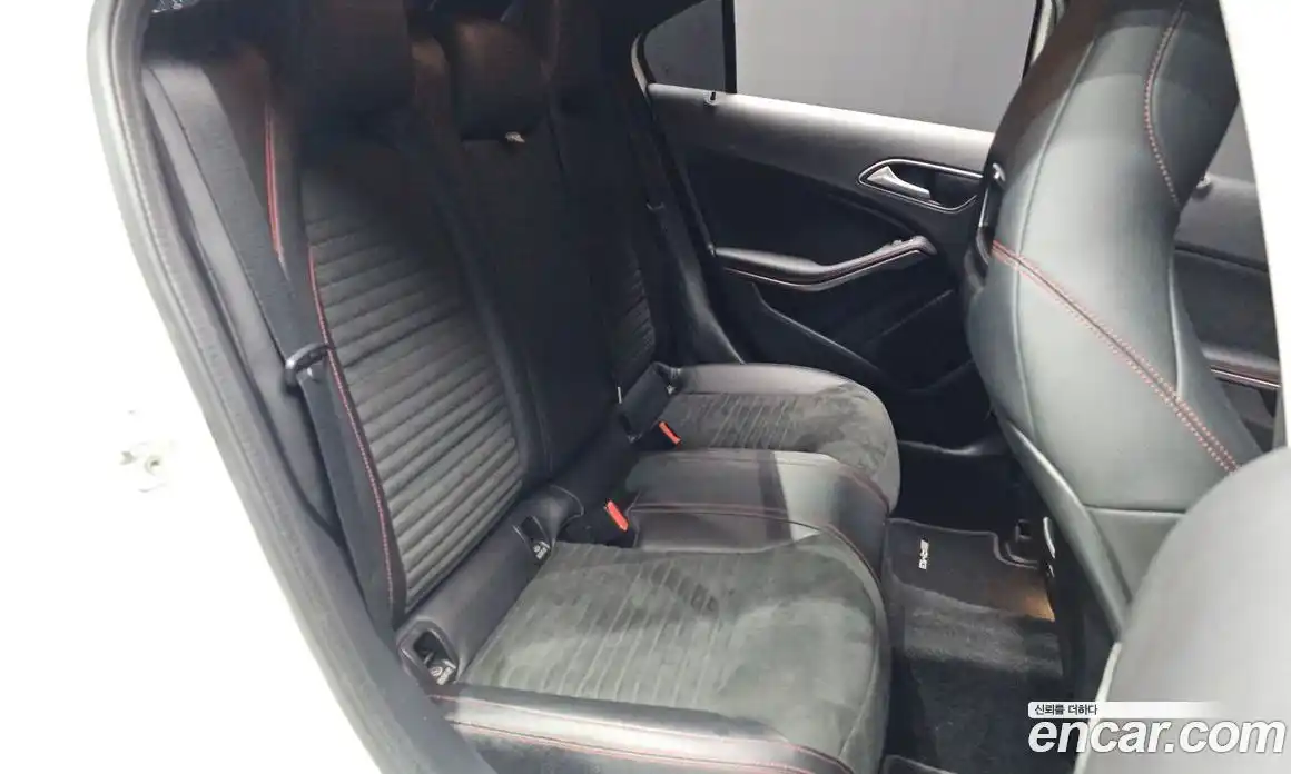 Mercedes-Benz A-Class 2017 1.6 гидро в Москве № 1617257, фото 12