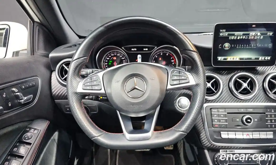Mercedes-Benz A-Class 2017 1.6 гидро в Москве № 1617257, фото 14