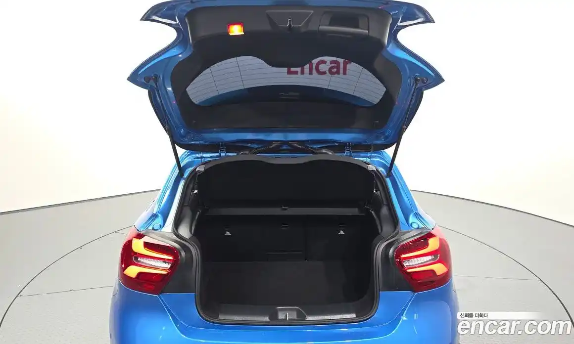 Mercedes-Benz A-Class 2016 1.6 гидро в Москве № 1617412, фото 20