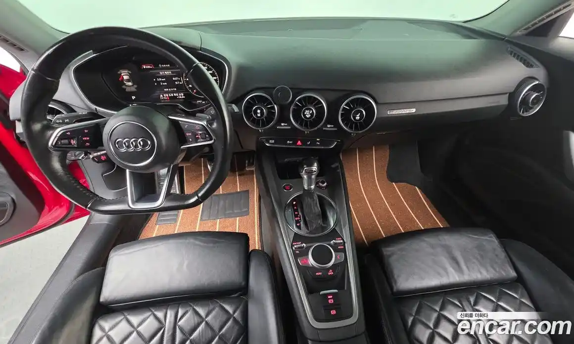 Audi TT 2015 2.0 гидро в Москве № 1617926, фото 7