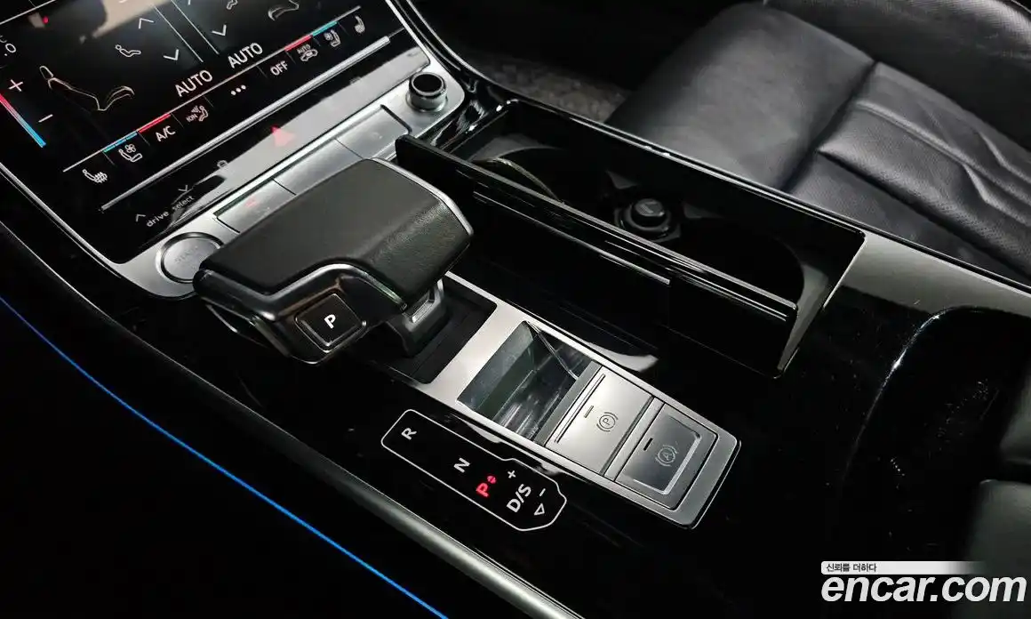 Audi A8 2020 3.0 гидро в Москве № 1618109, фото 9