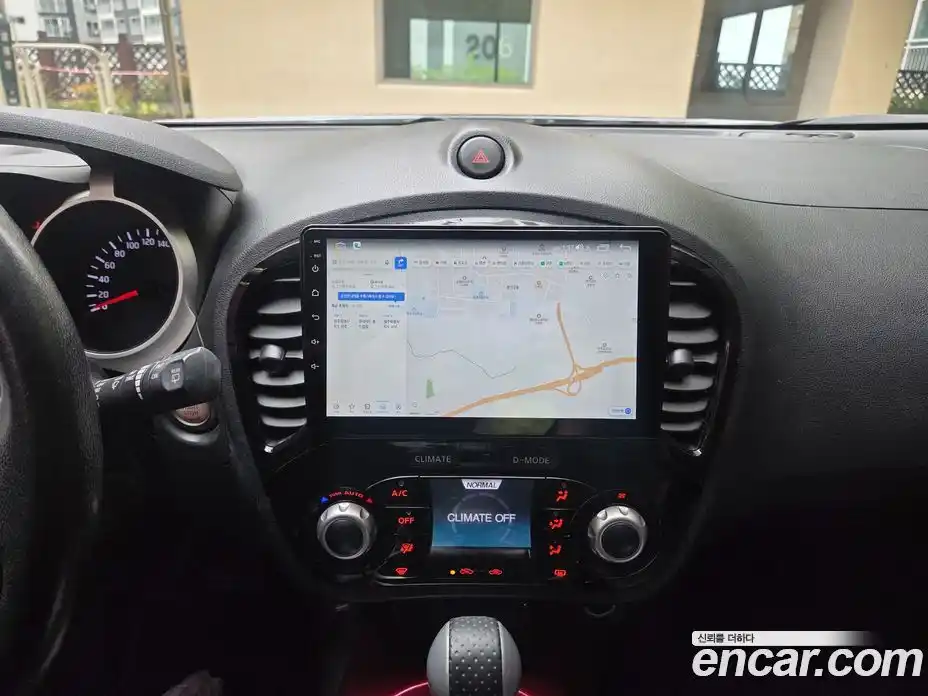 Nissan Juke 2016 1.6 гидро в Москве № 1618371, фото 13