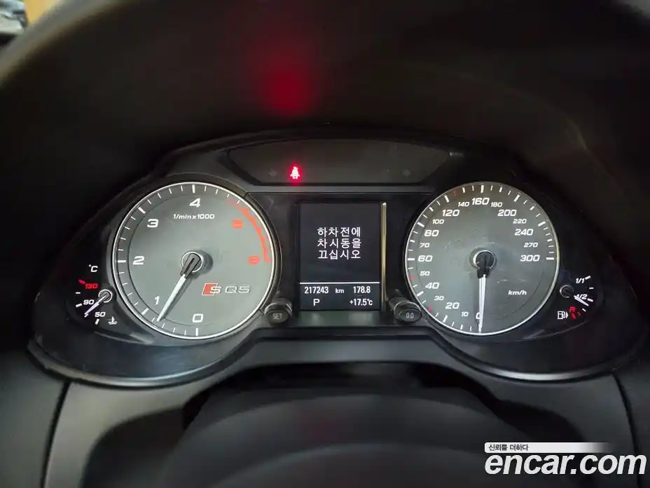 Audi SQ5 2014 3.0 гидро в Москве № 1618439, фото 14