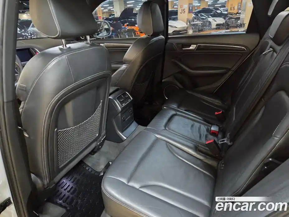 Audi SQ5 2014 3.0 гидро в Москве № 1618439, фото 10
