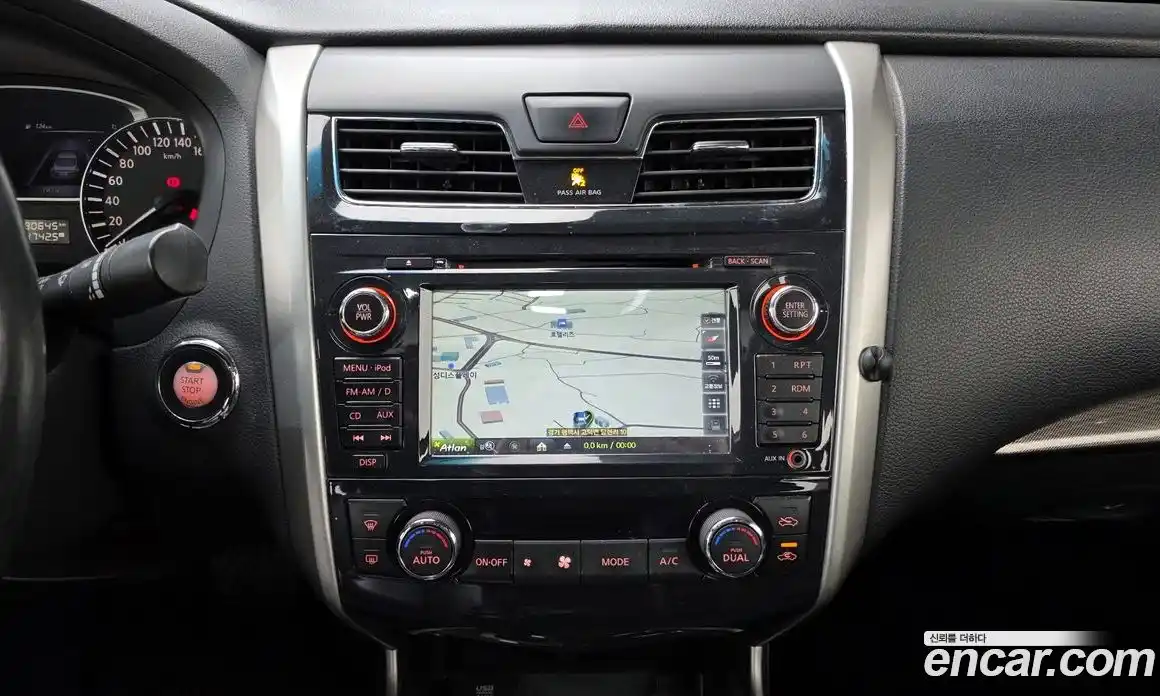 Nissan Altima 2015 2.5 гидро в Москве № 1618859, фото 19