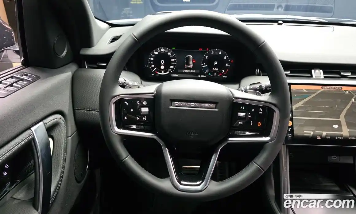 Land Rover Discovery Sport 2025 2.0 гидро в Москве № 1619370, фото 13
