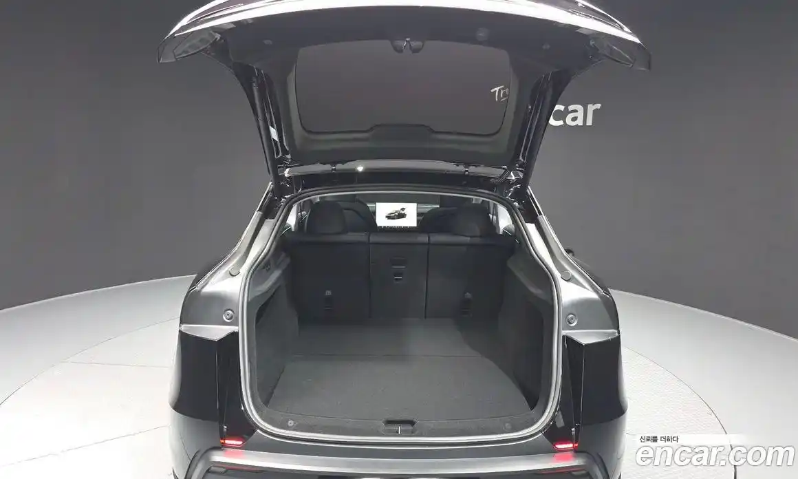 Tesla Model Y 2025 0.2 гидро в Москве № 1622373, фото 20