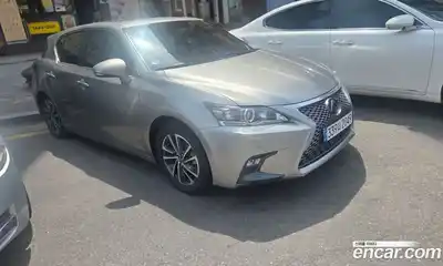Lexus CT200h 2020 1.8 гидро в Москве № 1622901, миниатюра 2