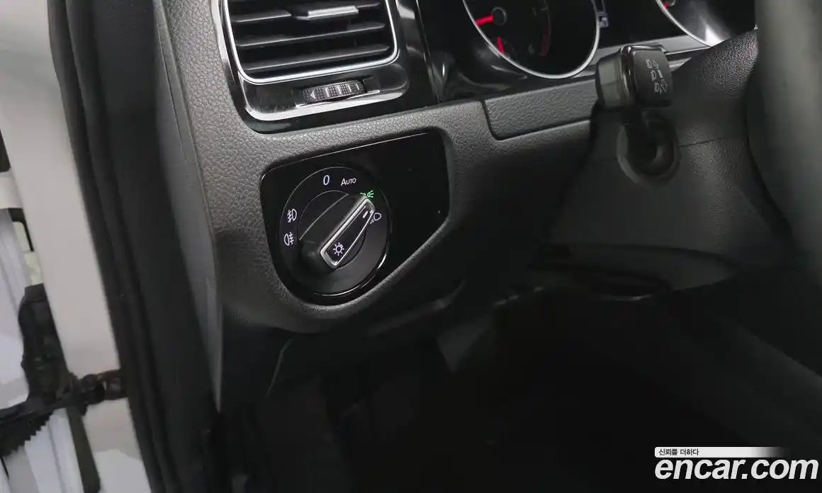 Volkswagen Golf 2014 2.0 гидро в Москве № 1623245, фото 17