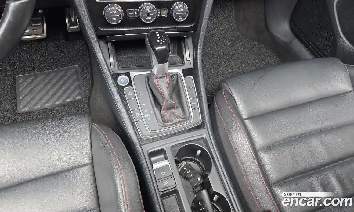 Volkswagen Golf 2016 2.0 гидро в Москве № 1623440, фото 9