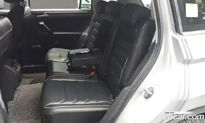 Volkswagen Tiguan 2022 2.0 гидро в Москве № 1623464, миниатюра 12