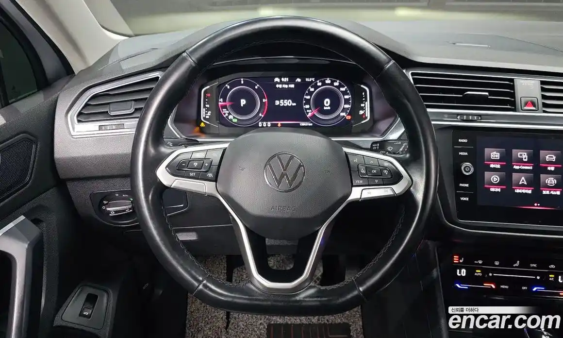 Volkswagen Tiguan 2022 2.0 гидро в Москве № 1623464, фото 13