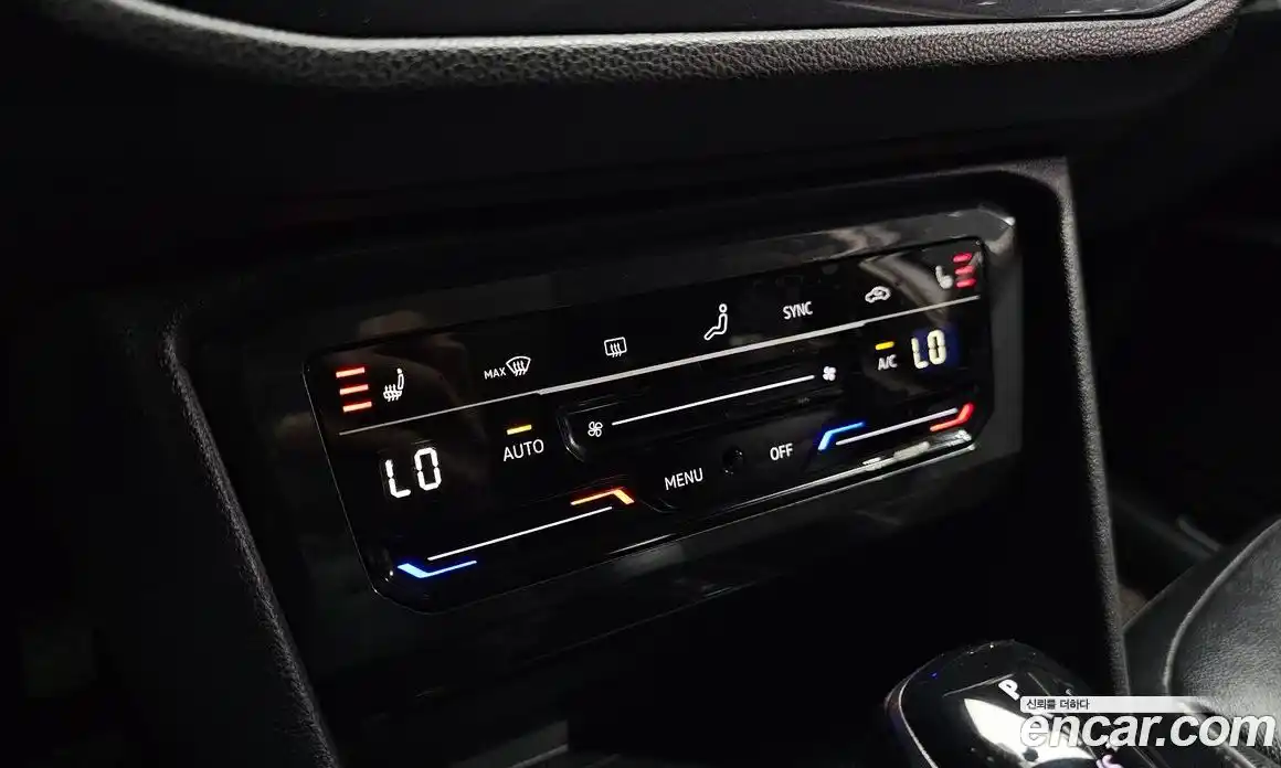 Volkswagen Tiguan 2022 2.0 гидро в Москве № 1623464, фото 20