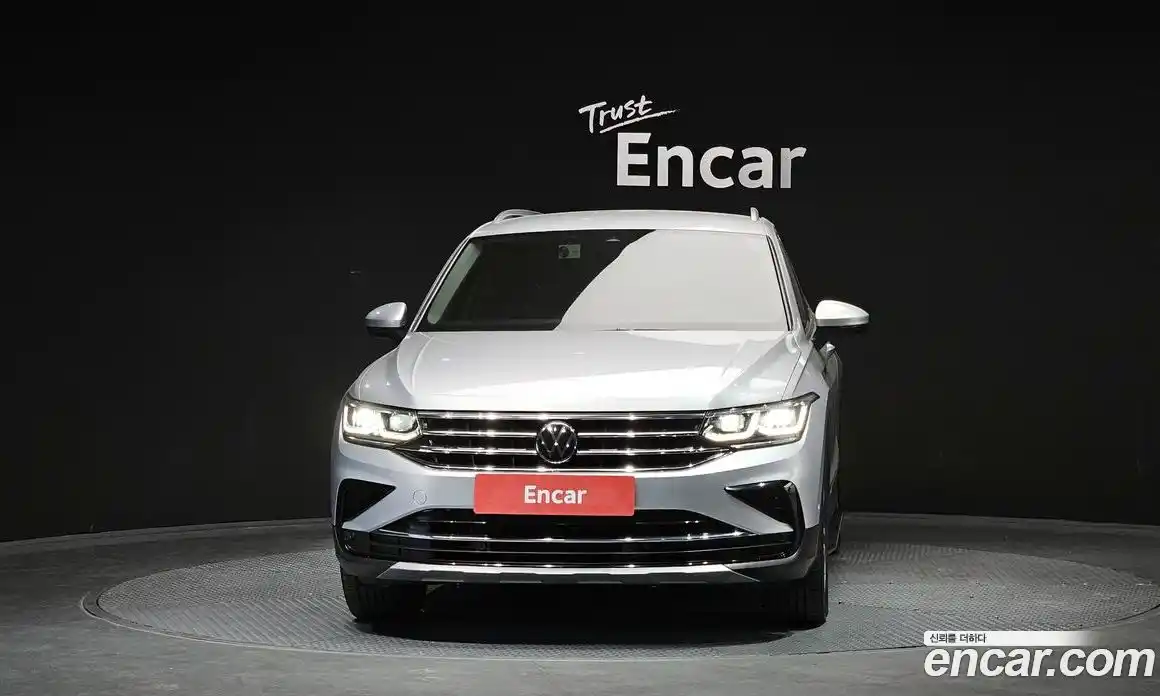 Volkswagen Tiguan 2022 2.0 гидро в Москве № 1623464, фото 3