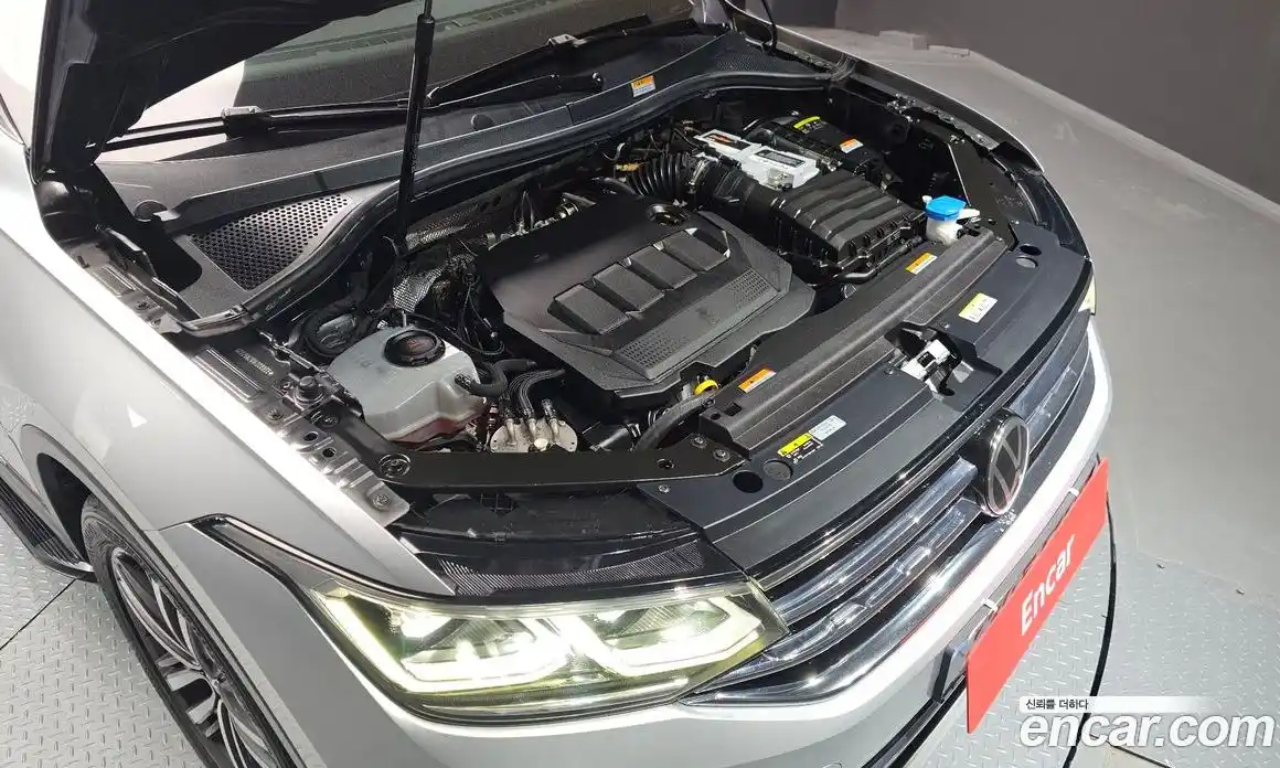 Volkswagen Tiguan 2022 2.0 гидро в Москве № 1623464, фото 6