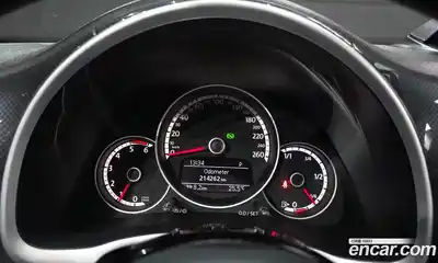 Volkswagen Beatle 2015 2.0 гидро в Москве № 1623581, миниатюра 8