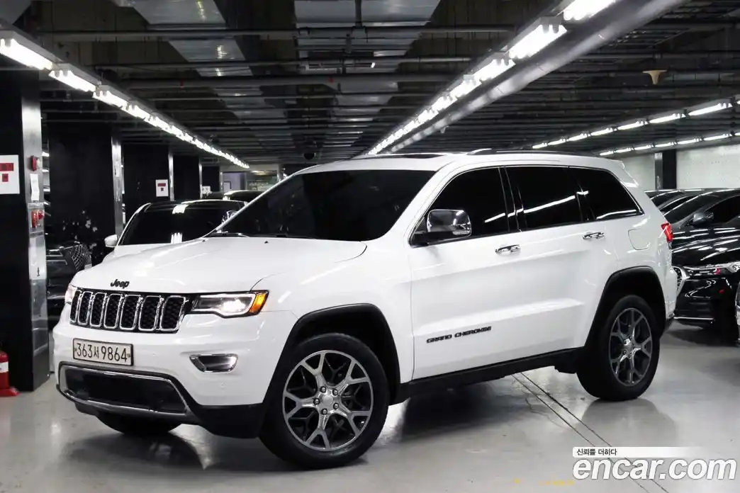 Jeep Cherokee 2019 3.6 гидро в Москве № 1624255, фото 3