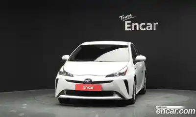 Toyota Prius 2021 1.8 гидро в Москве № 1624362, миниатюра 3