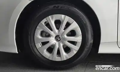 Toyota Prius 2021 1.8 гидро в Москве № 1624362, миниатюра 5