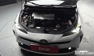 Toyota Prius 2021 1.8 гидро в Москве № 1624362, миниатюра 6