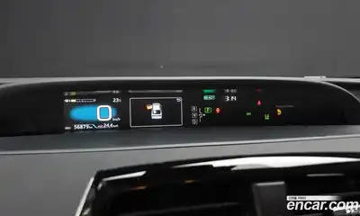 Toyota Prius 2021 1.8 гидро в Москве № 1624362, миниатюра 8