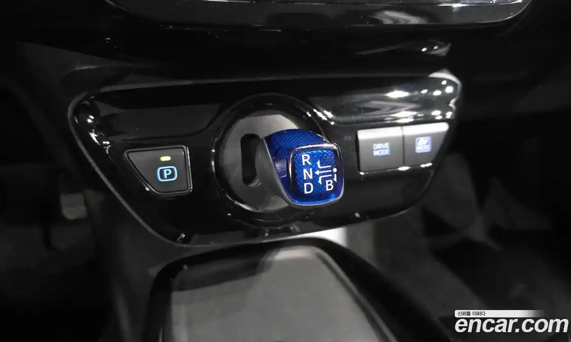 Toyota Prius 2021 1.8 гидро в Москве № 1624362, фото 9